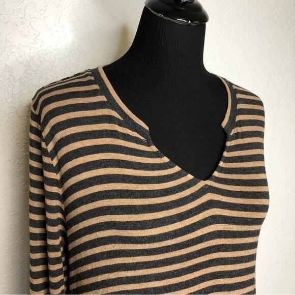 Cabi Striped Slant gray tan striped v neck jersey knit tunic top Medium #3629 - Picture 3 of 16